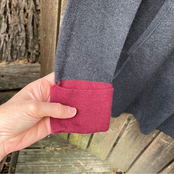 Cynthia Rowley Charcoal Gray & Burgundy Funnel Neck Sweater Tunic Sz S - Picture 10 of 14